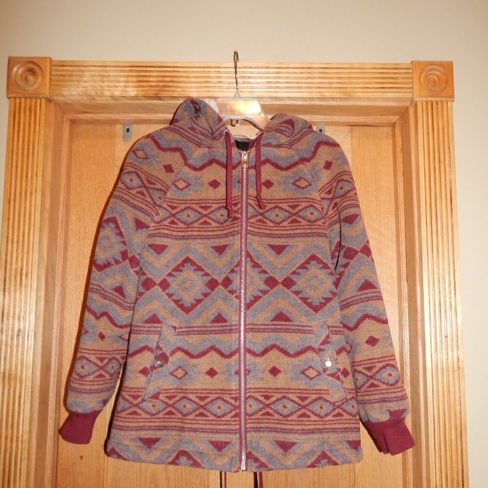 Women's Size Medium M Forever 21 Southwestern Aztec Wool Blend Sherpa Lined Coat